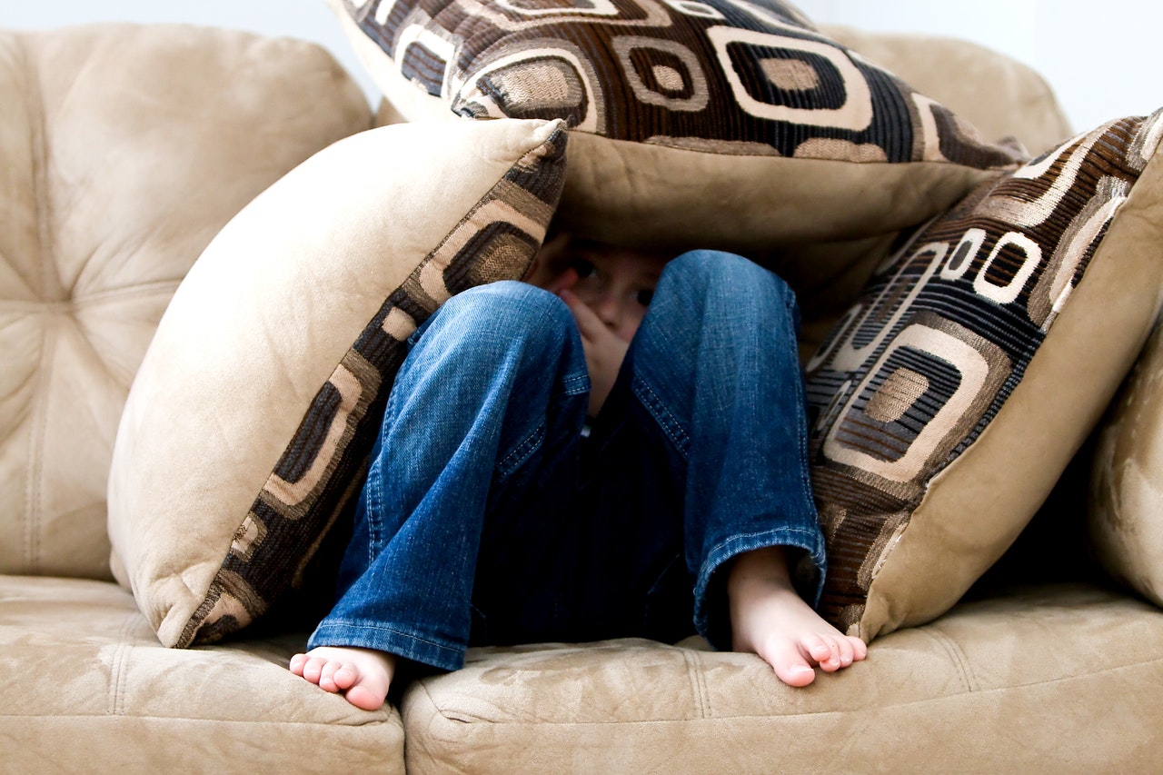Person feels like hiding to avoid responsibilities